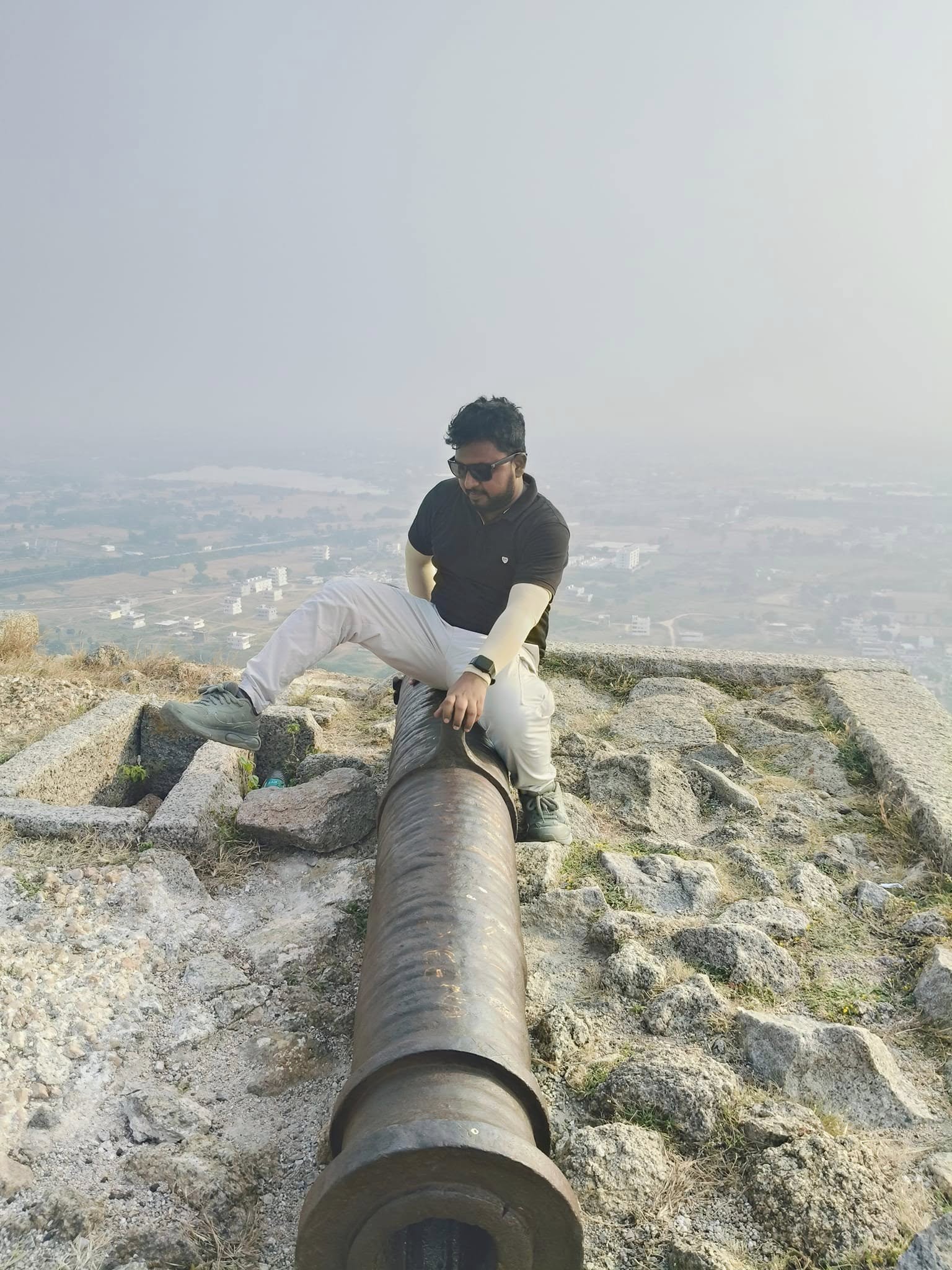 Conquering the Heights of Bhongir Fort! 🏰🌄