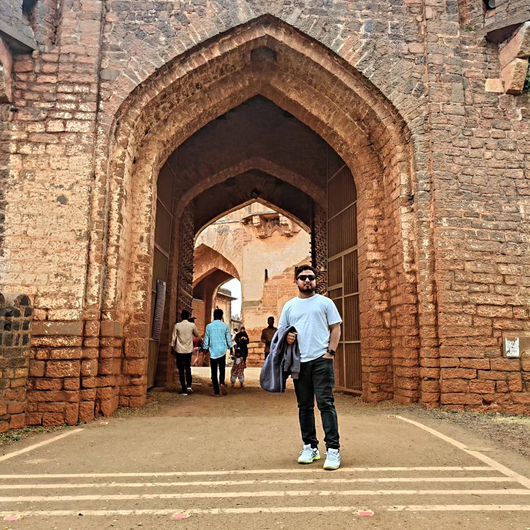 One-Day Trip from Hyderabad to Bidar – My First Visit to Karnataka! 🚗✨