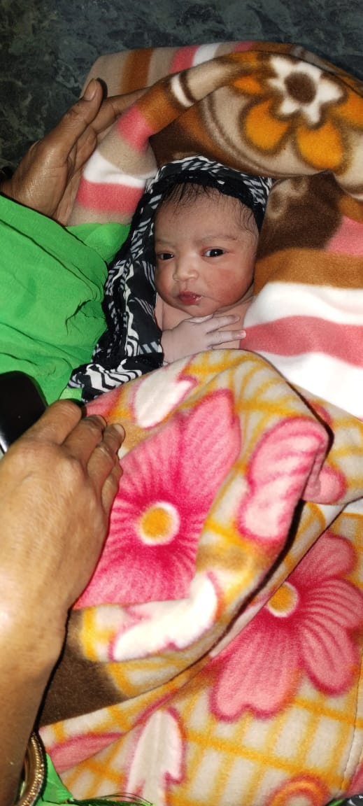 Welcome to the World, Aayat Parveen