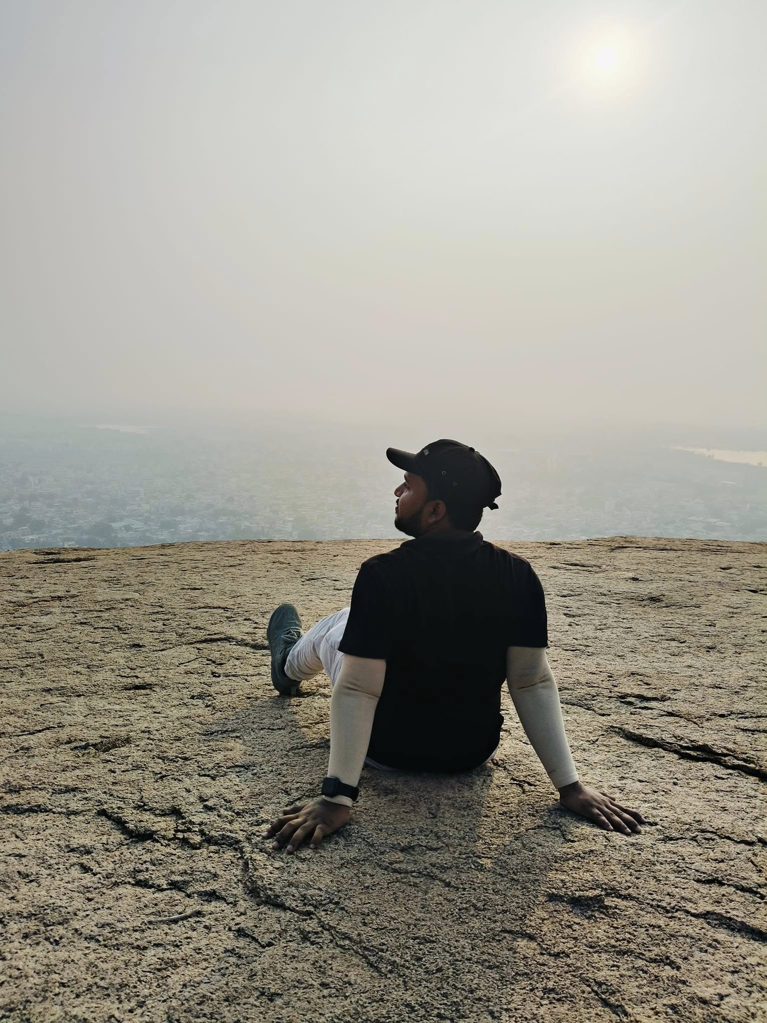 Conquering the Heights of Bhongir Fort! 🏰🌄