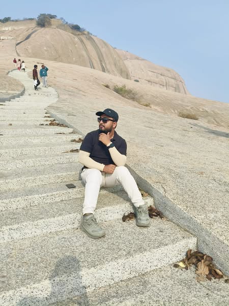 Conquering the Heights of Bhongir Fort! 🏰🌄
