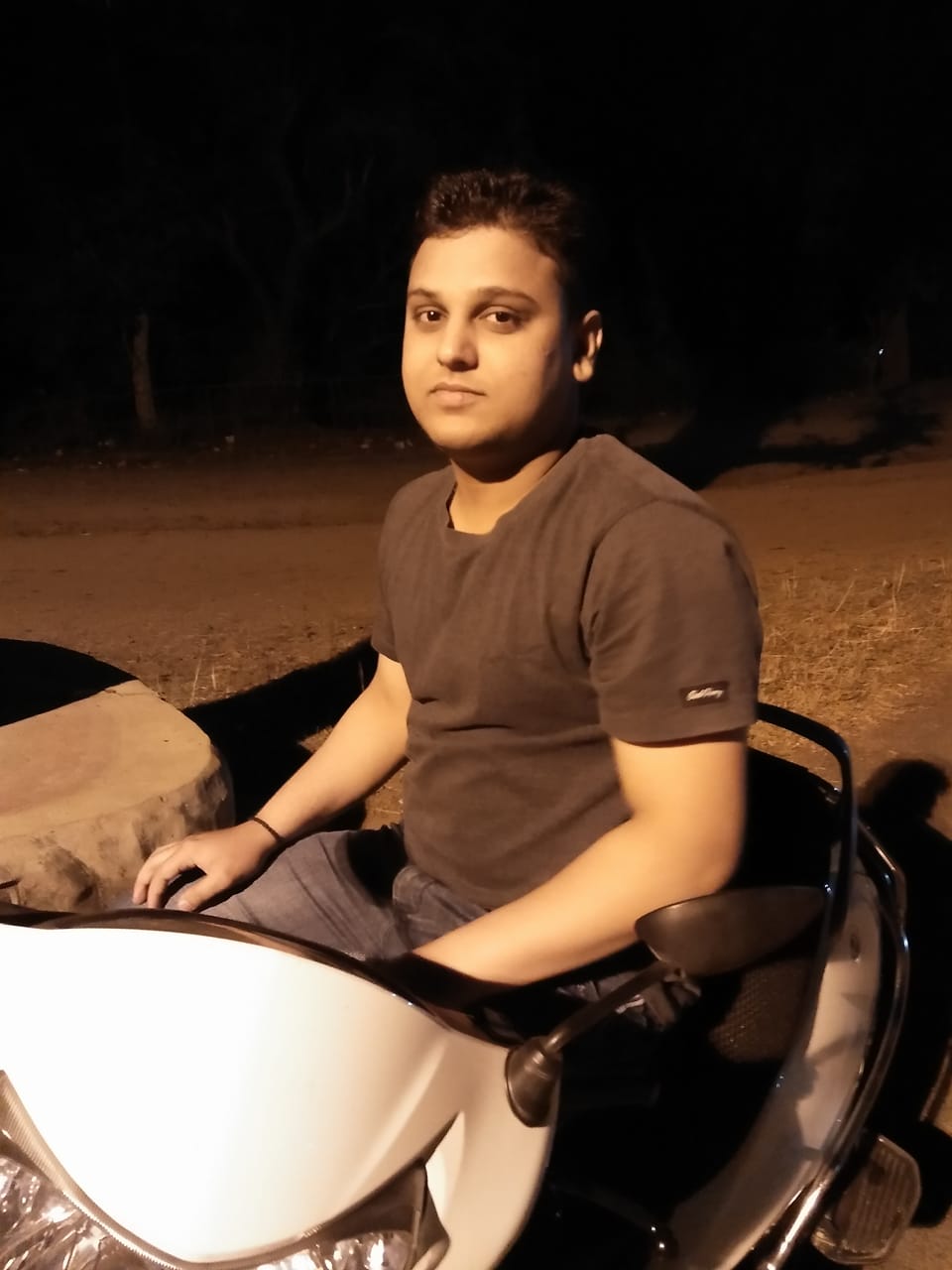 Evening Time with Shoaib - Near Takiya Dargah 