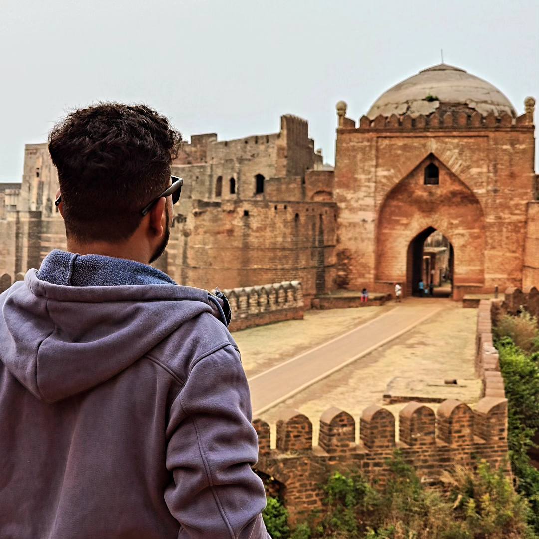 One-Day Trip from Hyderabad to Bidar – My First Visit to Karnataka! 🚗✨