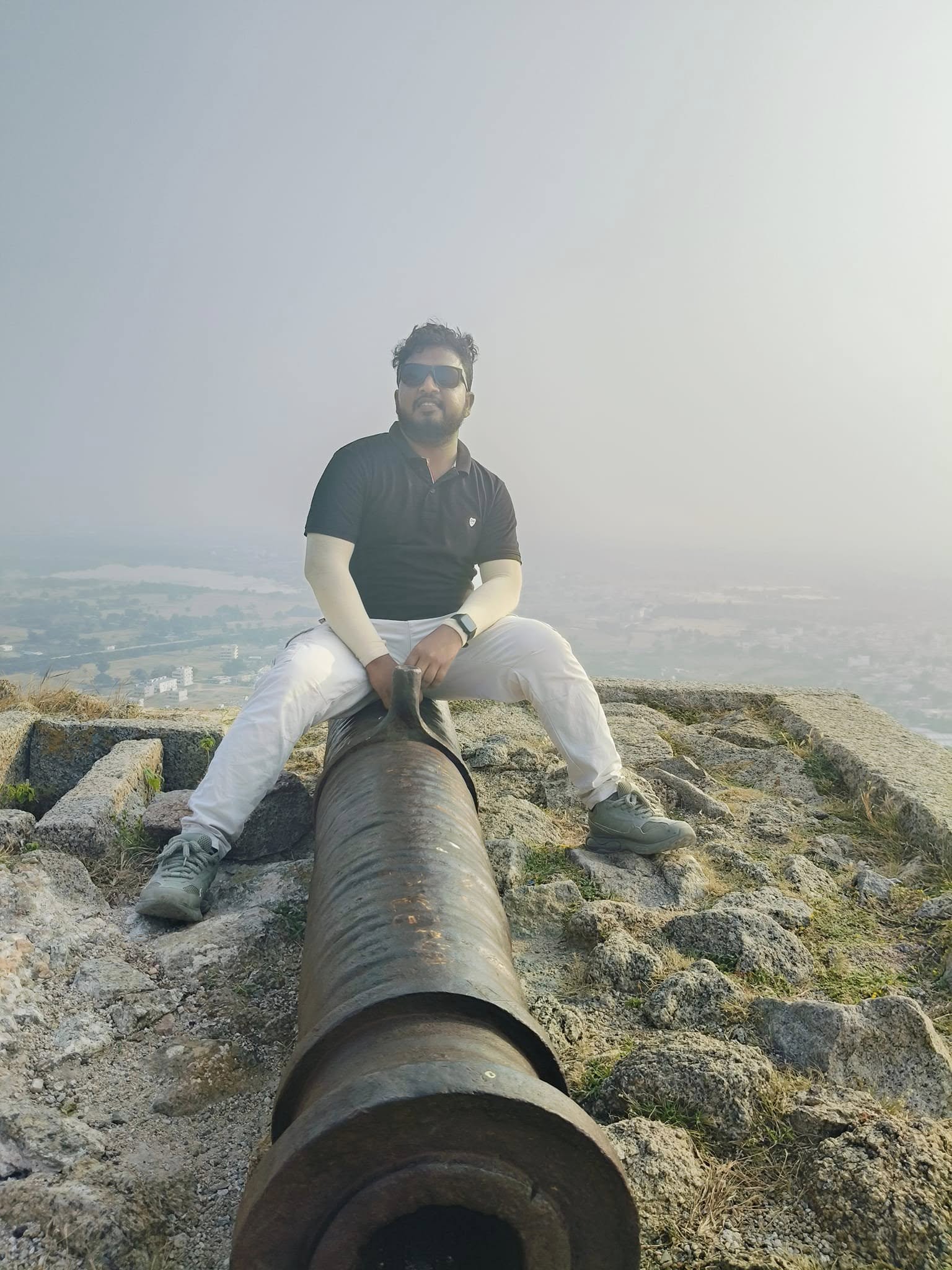 Conquering the Heights of Bhongir Fort! 🏰🌄