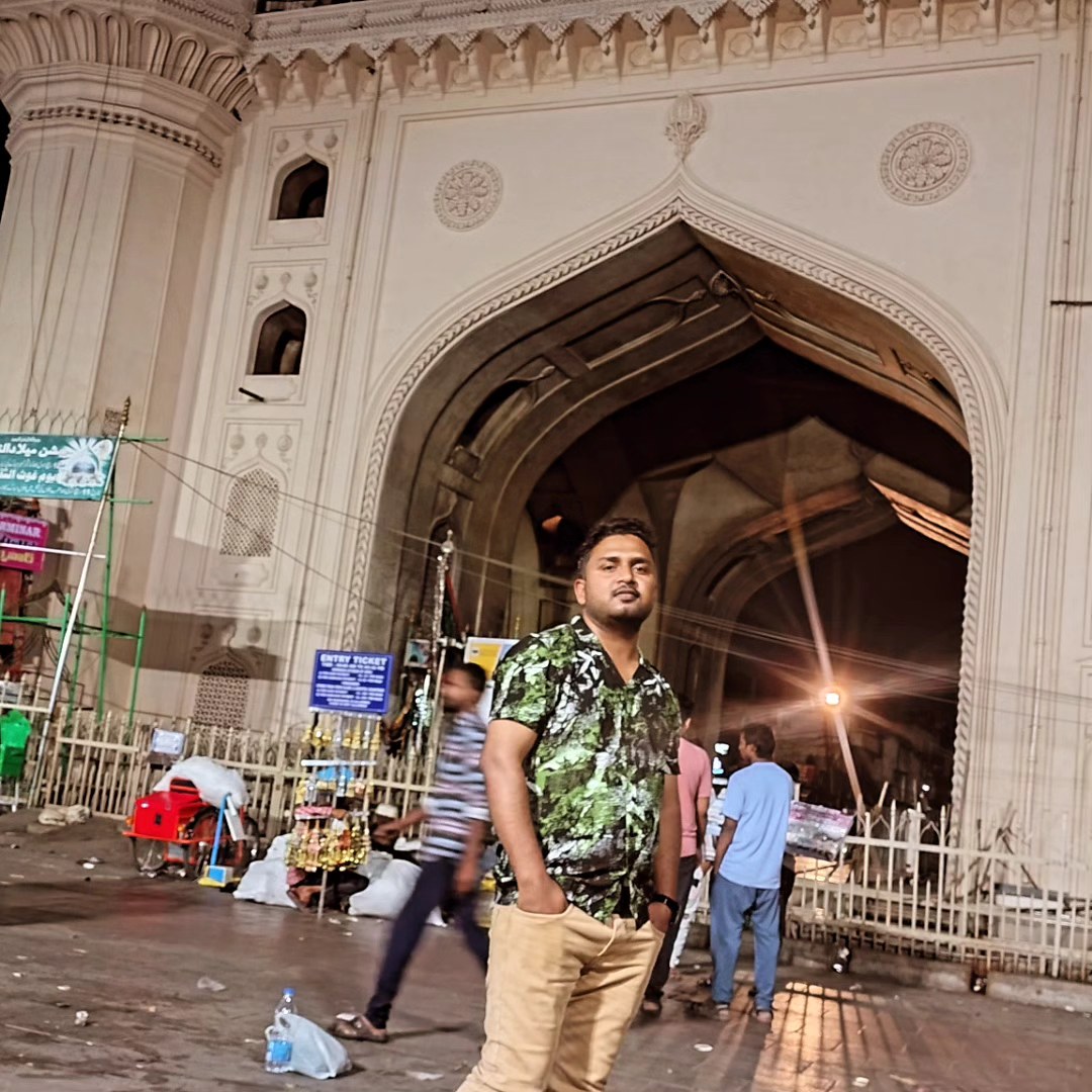 Midnight stroll near Charminar