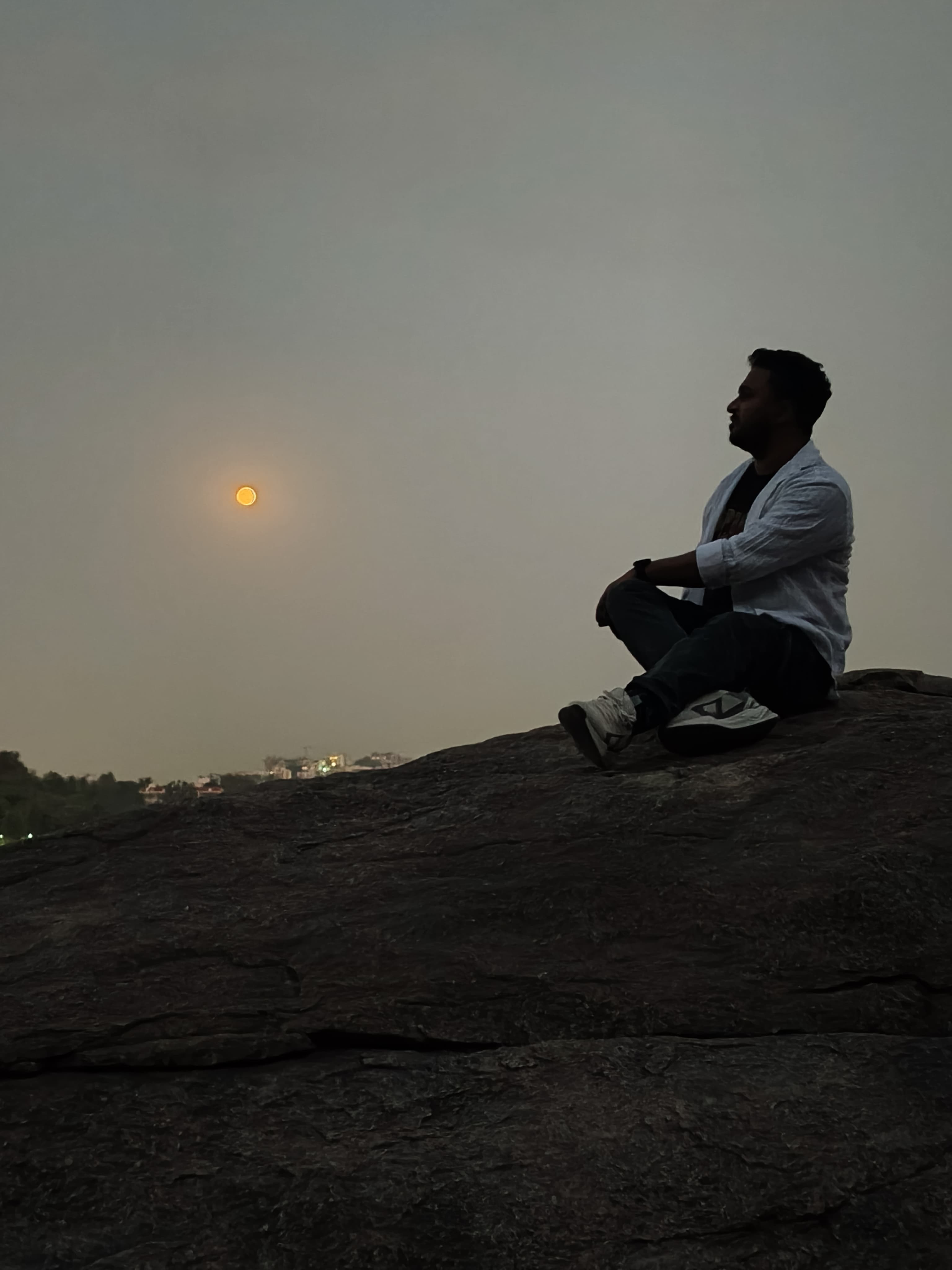 Durgun Cheruvu - Moon View 