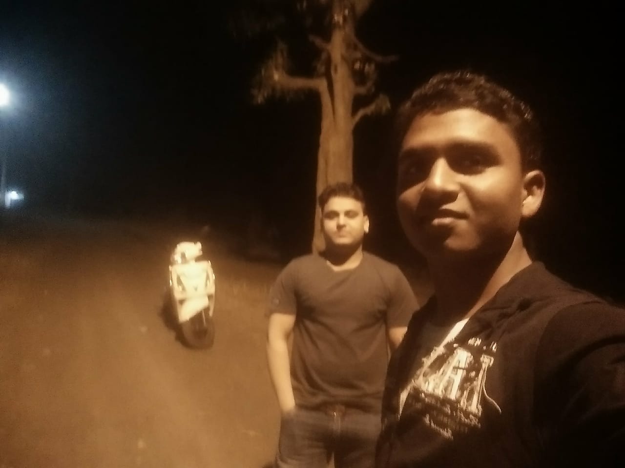 Evening Time with Shoaib - Near Takiya Dargah 