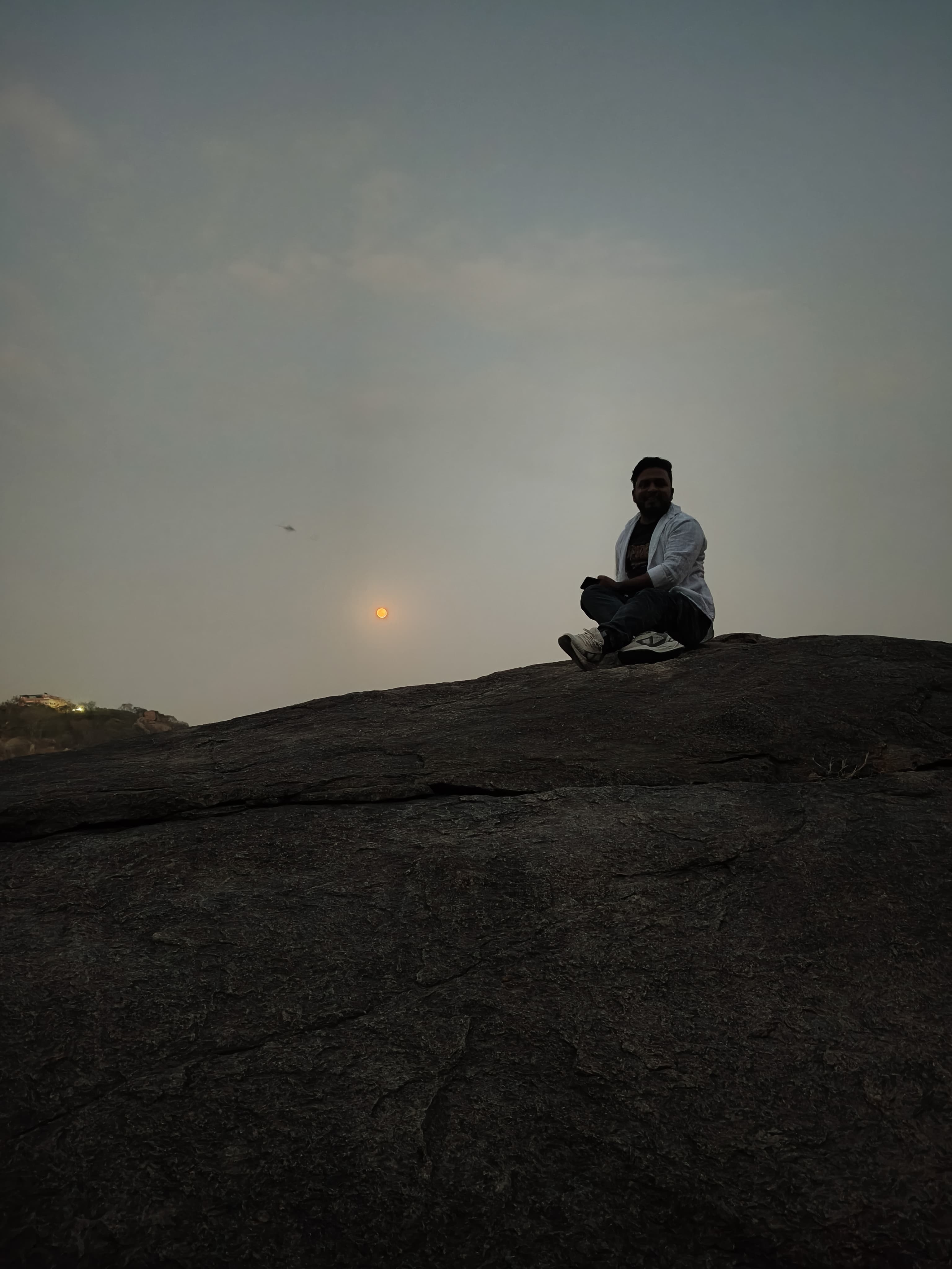 Durgun Cheruvu - Moon View 